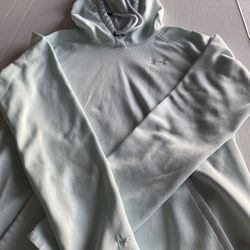 Under Armor Hoodie Small