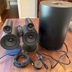 Razer Nommo Pro: THX Certified Premium Audio Dolby Virtual Surround Sound PC Gaming Speakers