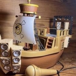 FGTEEV Raptain Hook's Sea Wagon w/Chance of SUPER RARE GOLD RAPTAIN HOOK!