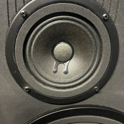 JBL loudspeakers LX 600 made in USA gently use black