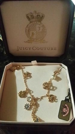 New juicy Couture necklace