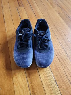Women's Sneakers Skechers Size 6, Tenis De Mujer Medida 6.