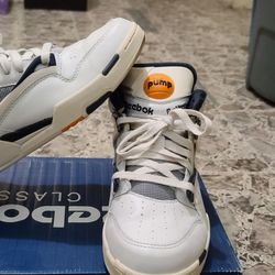 Reebok Pump Omni Lite Vintage Classic (Size 8.5) WORN ONCE  with Box Included