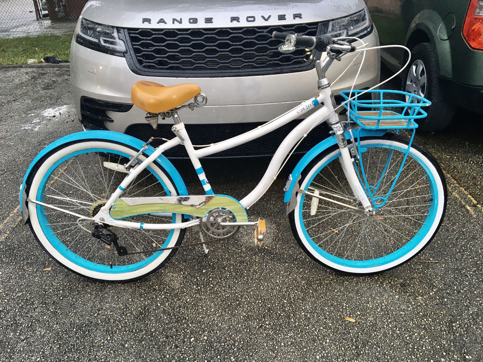 Huffy 26" Cape Code Newbury 7-Speed Cruiser Bike, White/Blue $130 MIAMI