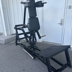 Like New !! Plate Loaded Fettle Fitness V Squat