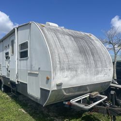 Camper Trailer Handyman Special 