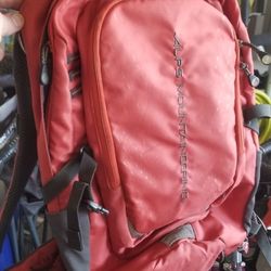 Alps Mountaineer Backpack