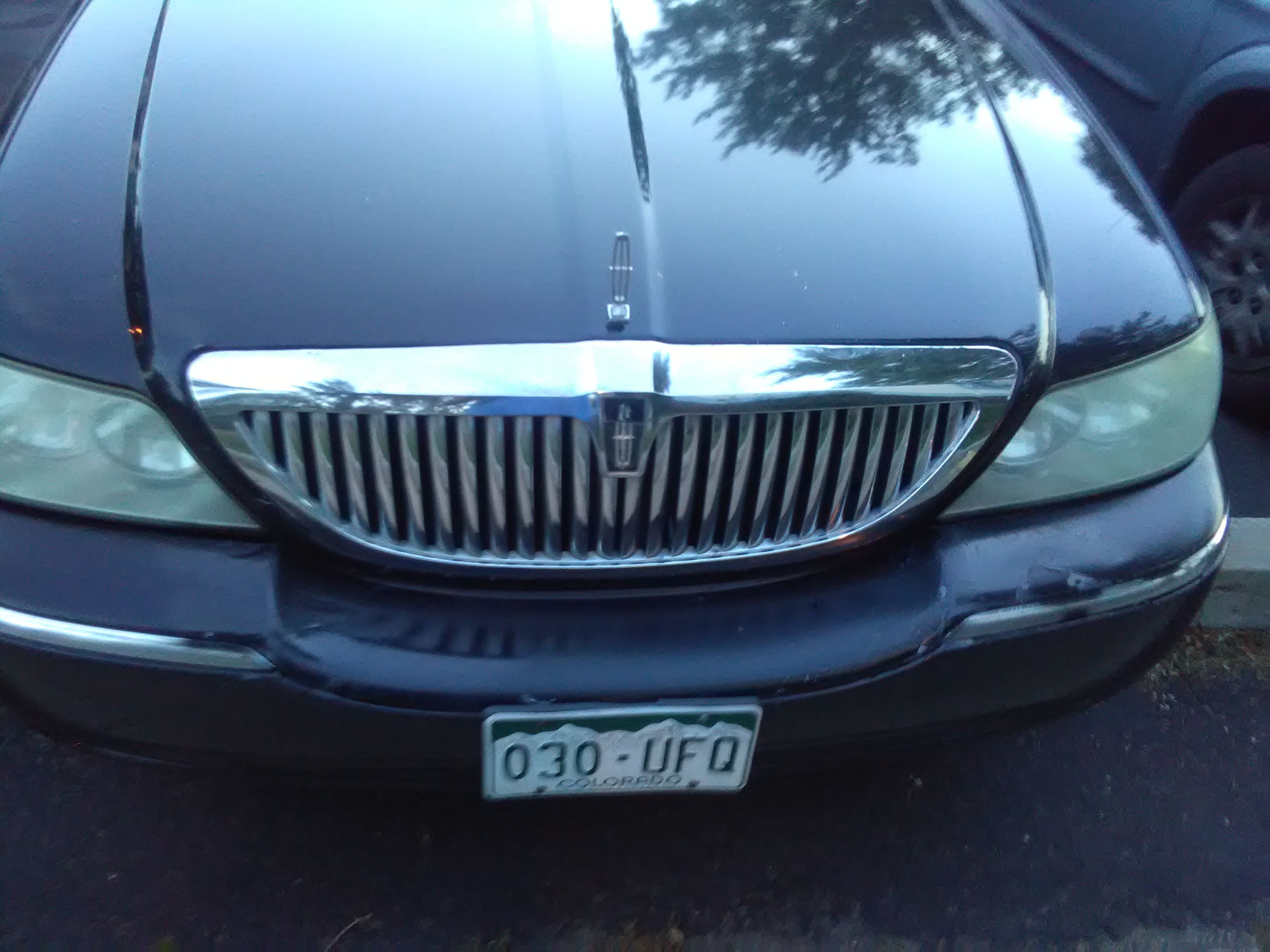 2004 Lincoln Continental executive series with 120,000 miles