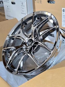 18x8.0 NEW CHROME DEGEN WHEELS/RIMS. 5X114.3