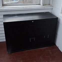 Large fileing cabnet