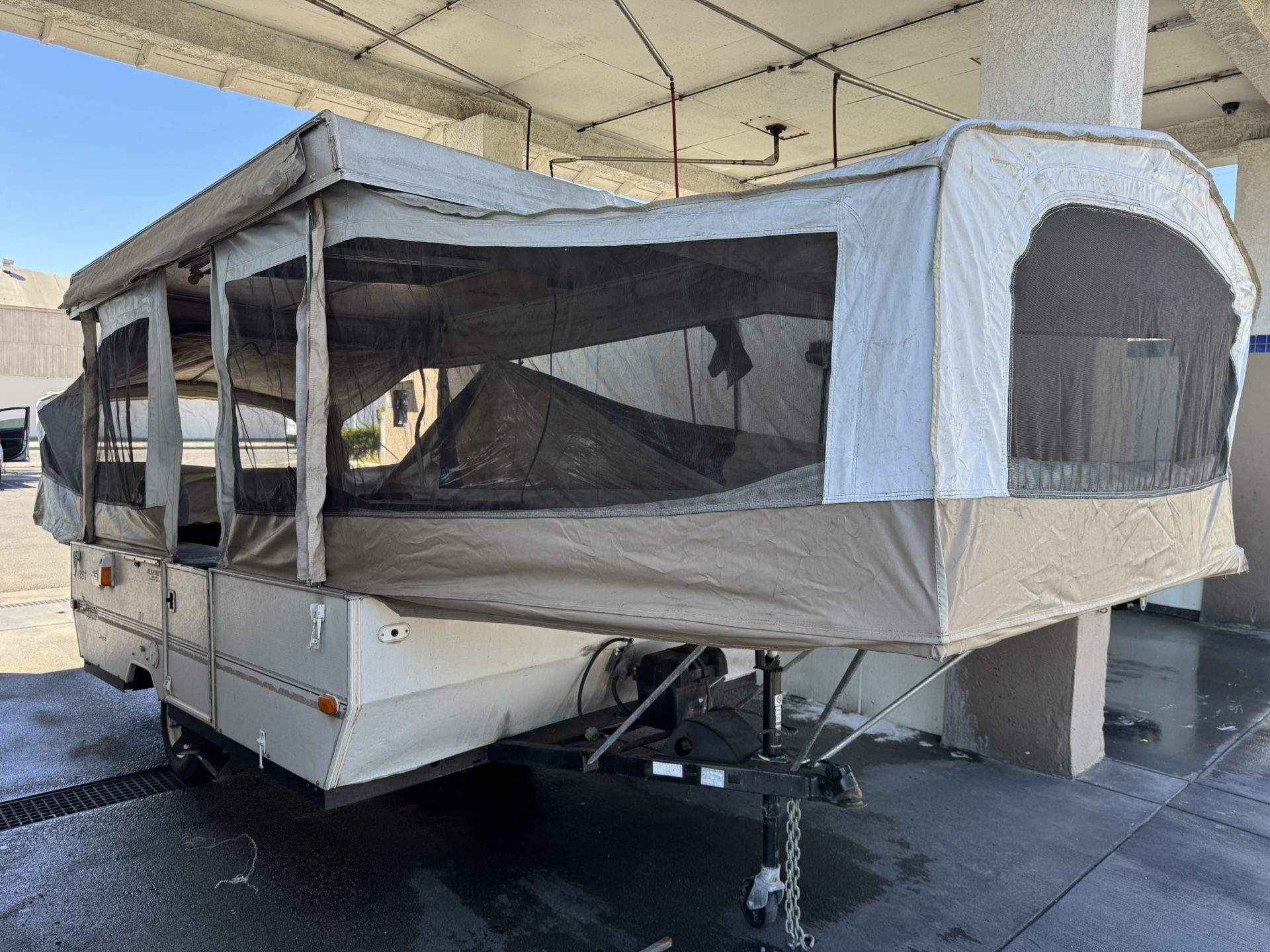 2000 Jayco Qwest Trailer