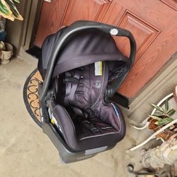 Snuggle Snuglock 35 Cae Seat