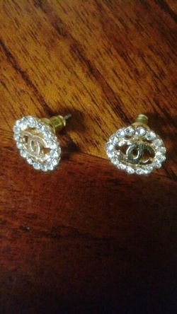 Mini channel stud earing 18k plated