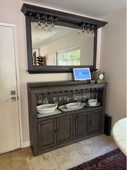 Bixby back bar and mirror