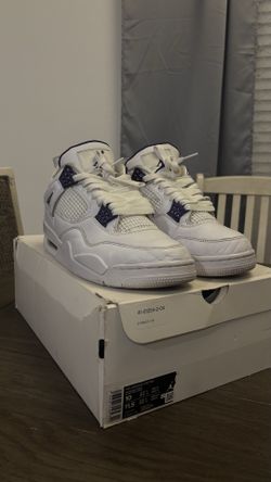 Jordan 4 purple metallics size 10