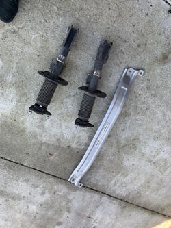 2015-2018 Mustang strut bar and struts