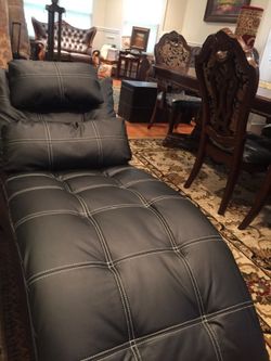 Chaise Italian