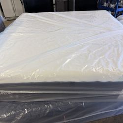 BLACK FRIDAY SALE 💥 KING MATTRESS TEMPURPEDIC LUXEADAPT SOFT $1099