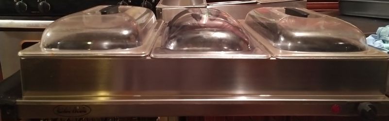 4 Buffet Warmer/ Servers 2-Triple & 2 Double