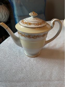 #2- Vintage Noritake Teapot