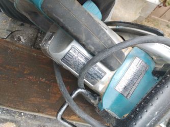 Corded makita circle saw 7 1/4 BLADE