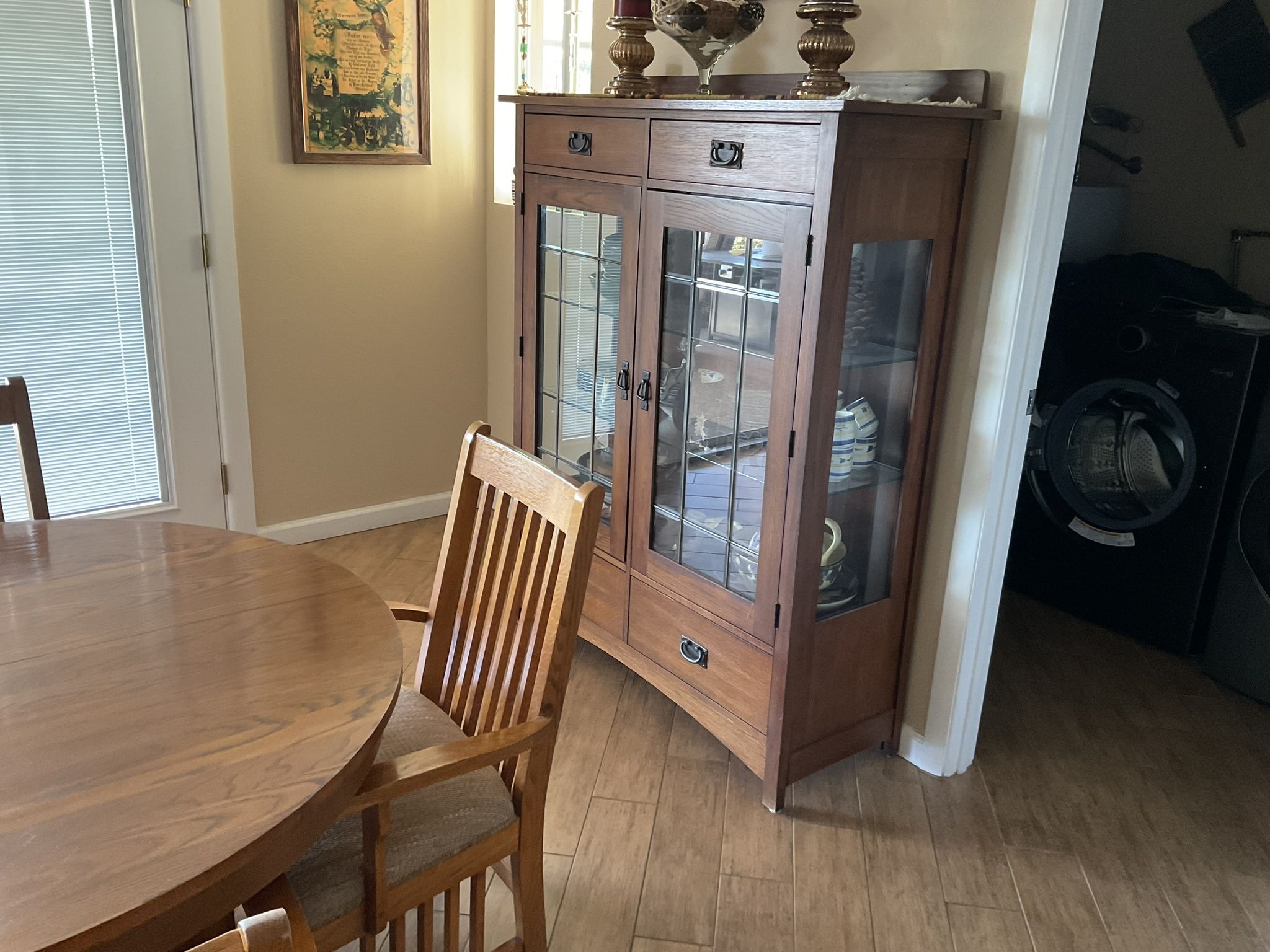 Dinning-room Table with 4 Chairs and cabinet