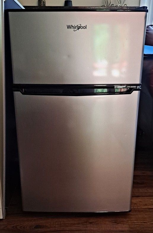 mini fridge