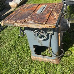 Delta Unisaw Table Saw 