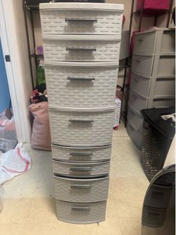 Storage drawers