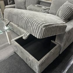 Media Sectional  with pull out bed