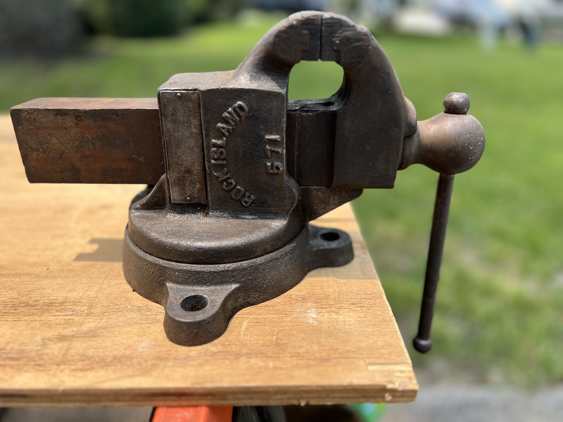 Rock Island 571 Bench Vise