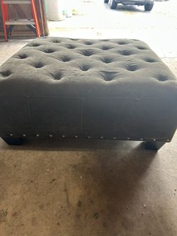 Ottoman, Outdoor Table And Chairs Set X 2