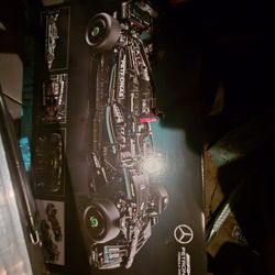LEGO Technic Mercedes-AMG F1 W14 E Performance Set