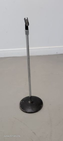 Microphone Stand 24"-66" Tall
