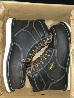 Keen Cincinnati Size 11 EE Wide