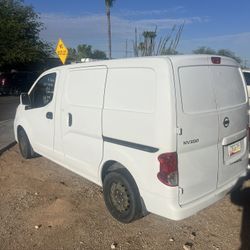 2017 Nissan Nv200