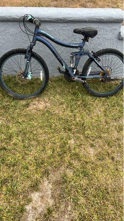 Genesis Speed 24 Inch Mountain Bicycle