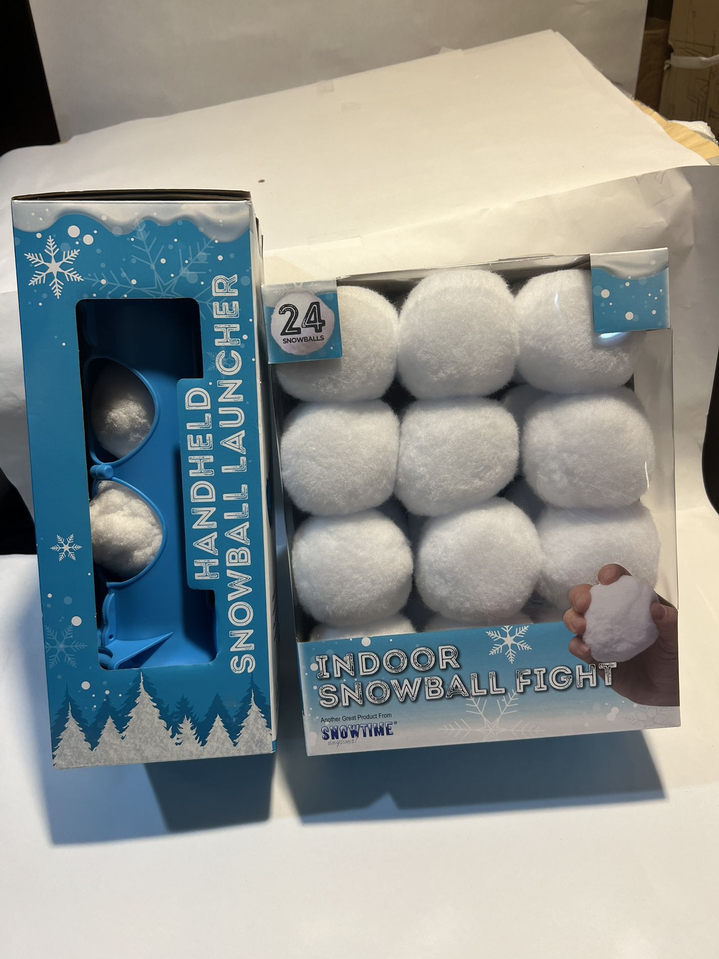 Fun Workshop Indoor Snowball Fight Handheld Launcher & Refills