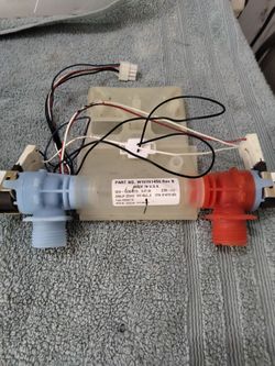 Works excellent hot cold water inlet valve with dispenser for Whirlpool Kenmore roper top load