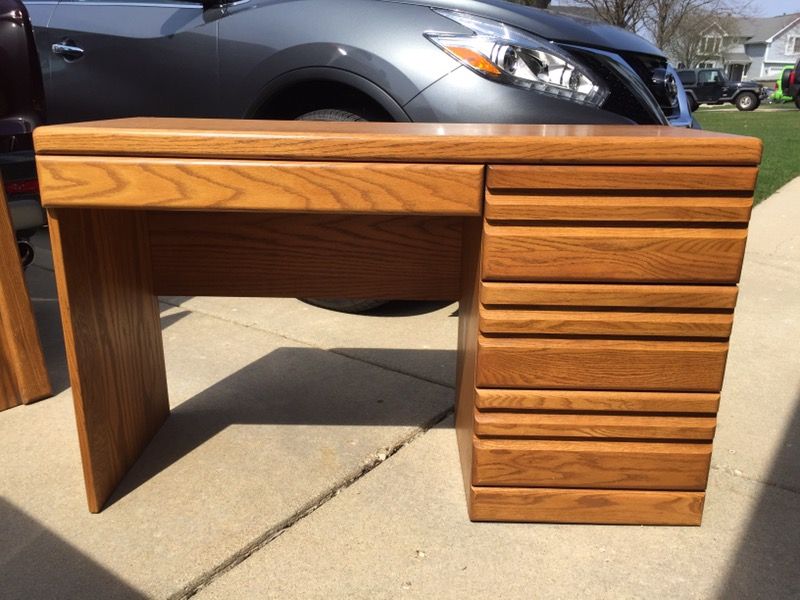 Baker Road oak youth twin headboard, dresser & desk.