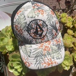 Volcom Hat NEW 