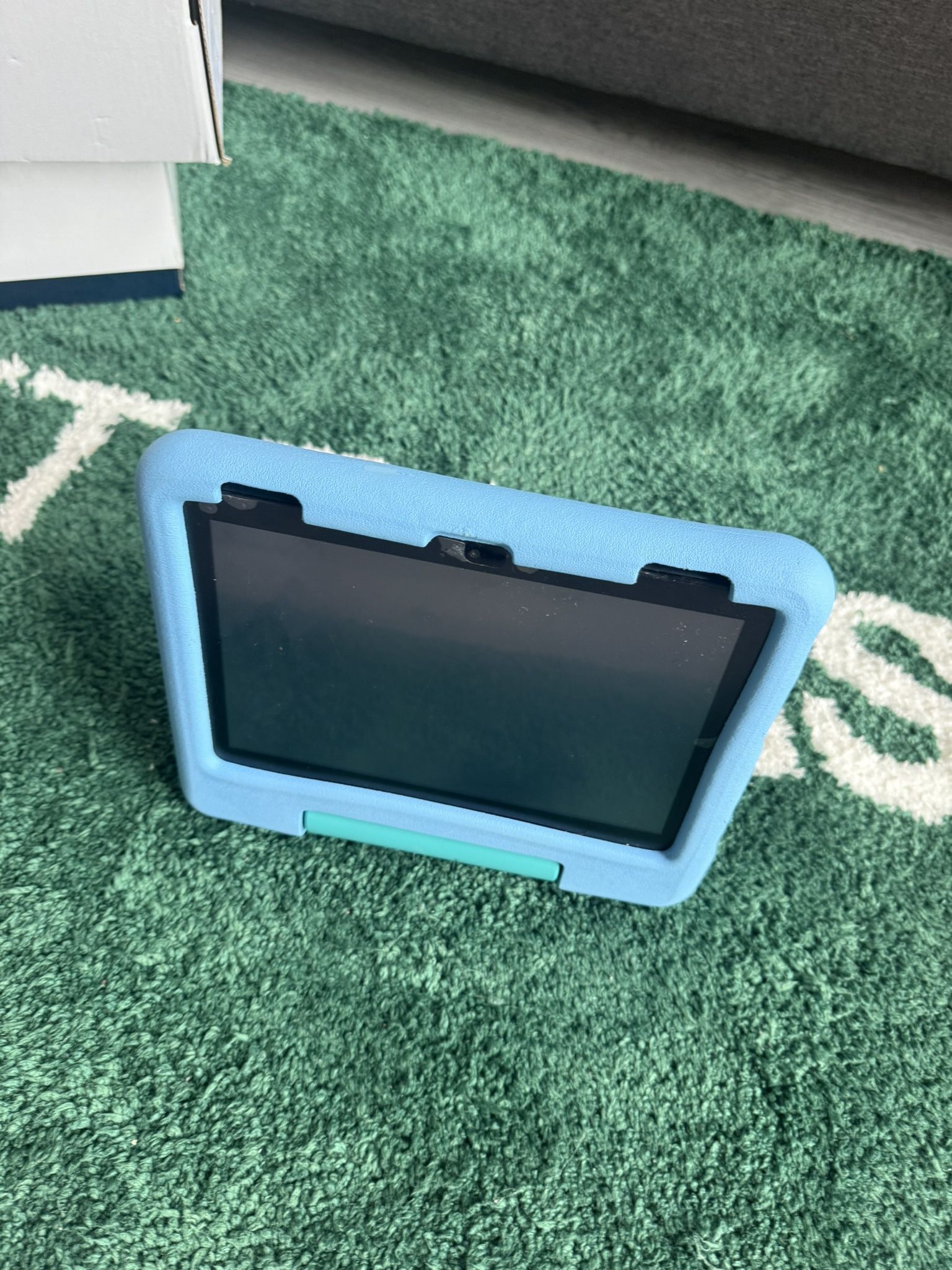 Amazon Fire HD Kids Tablet 8"