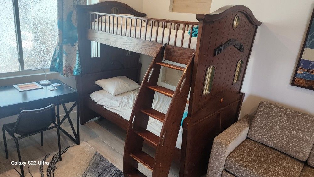 Bunk Bed Set (Pirate, Nautical Theme)