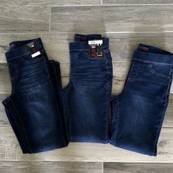 3-NEW NO BO High-Rise Jegging  size small (3-5)