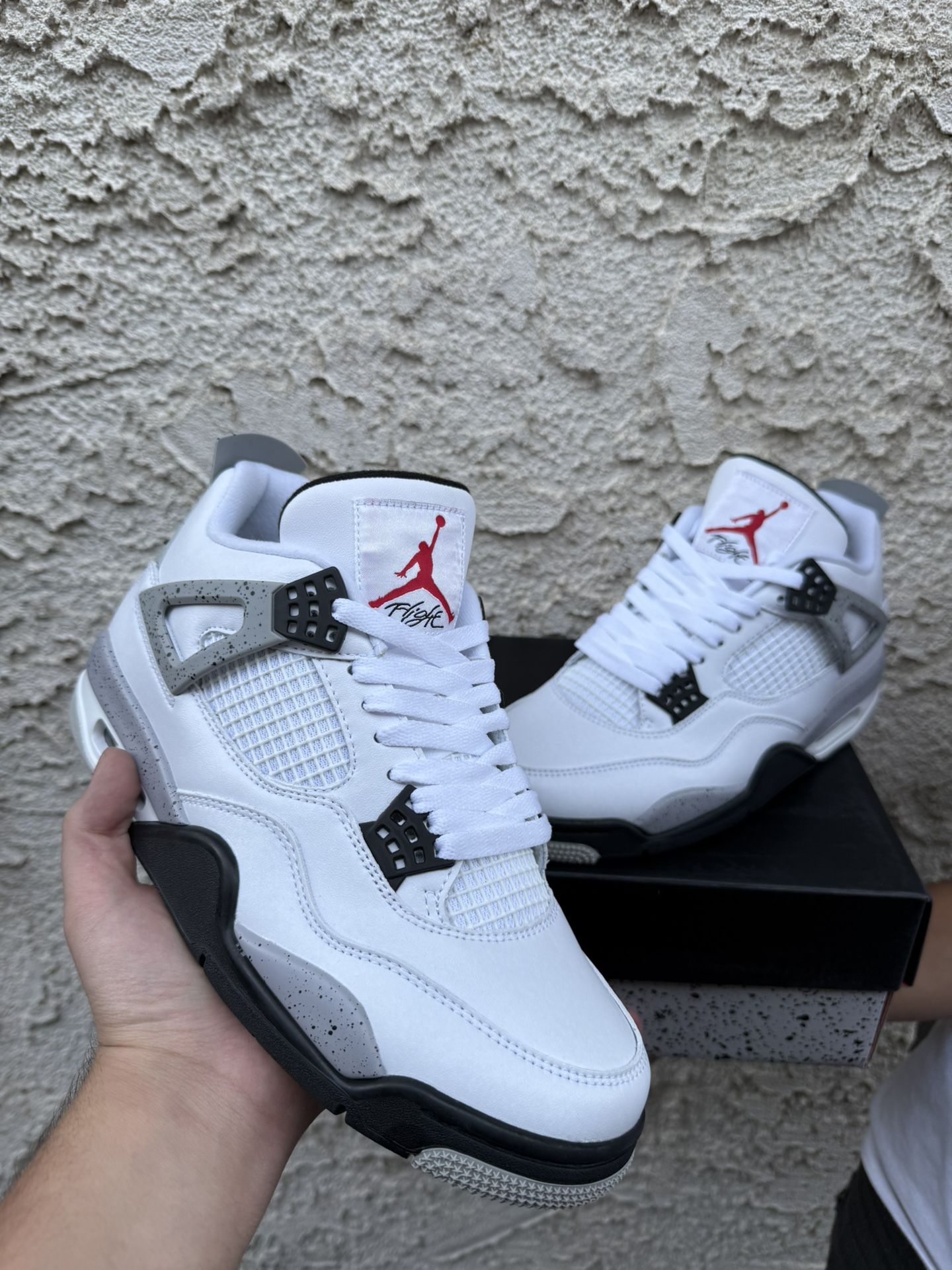 Nike Air jordan 4 retro White Cement Size 7,7.5,8,8.5,9,9.5,10,10.5,11,12