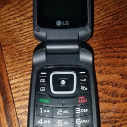Three LG Flip Phones Buy One Or All Three