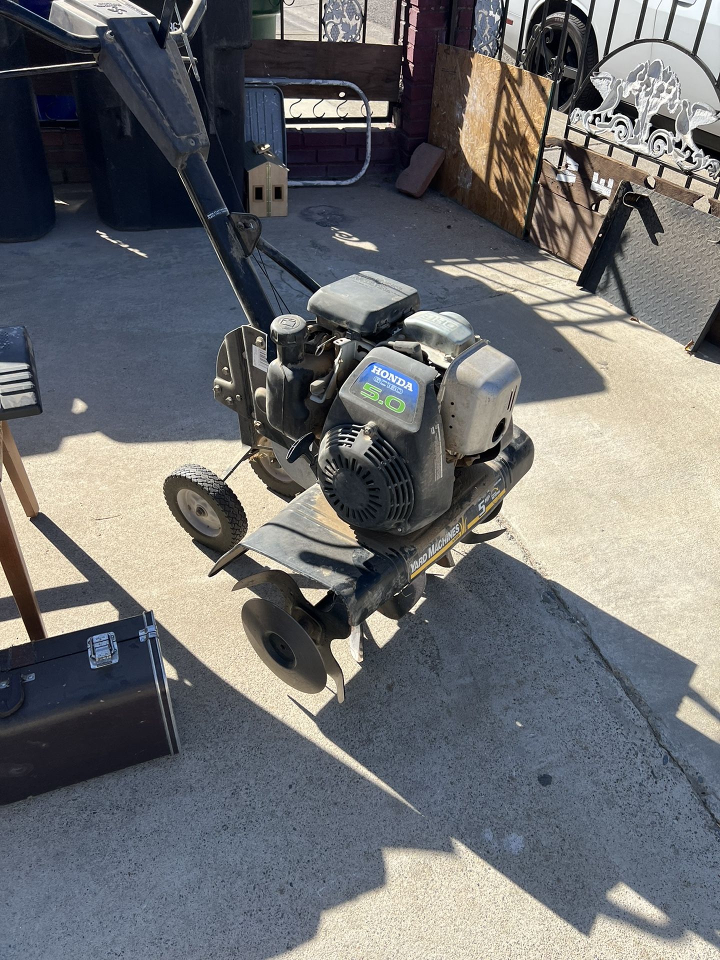 Multiple items for sale Today