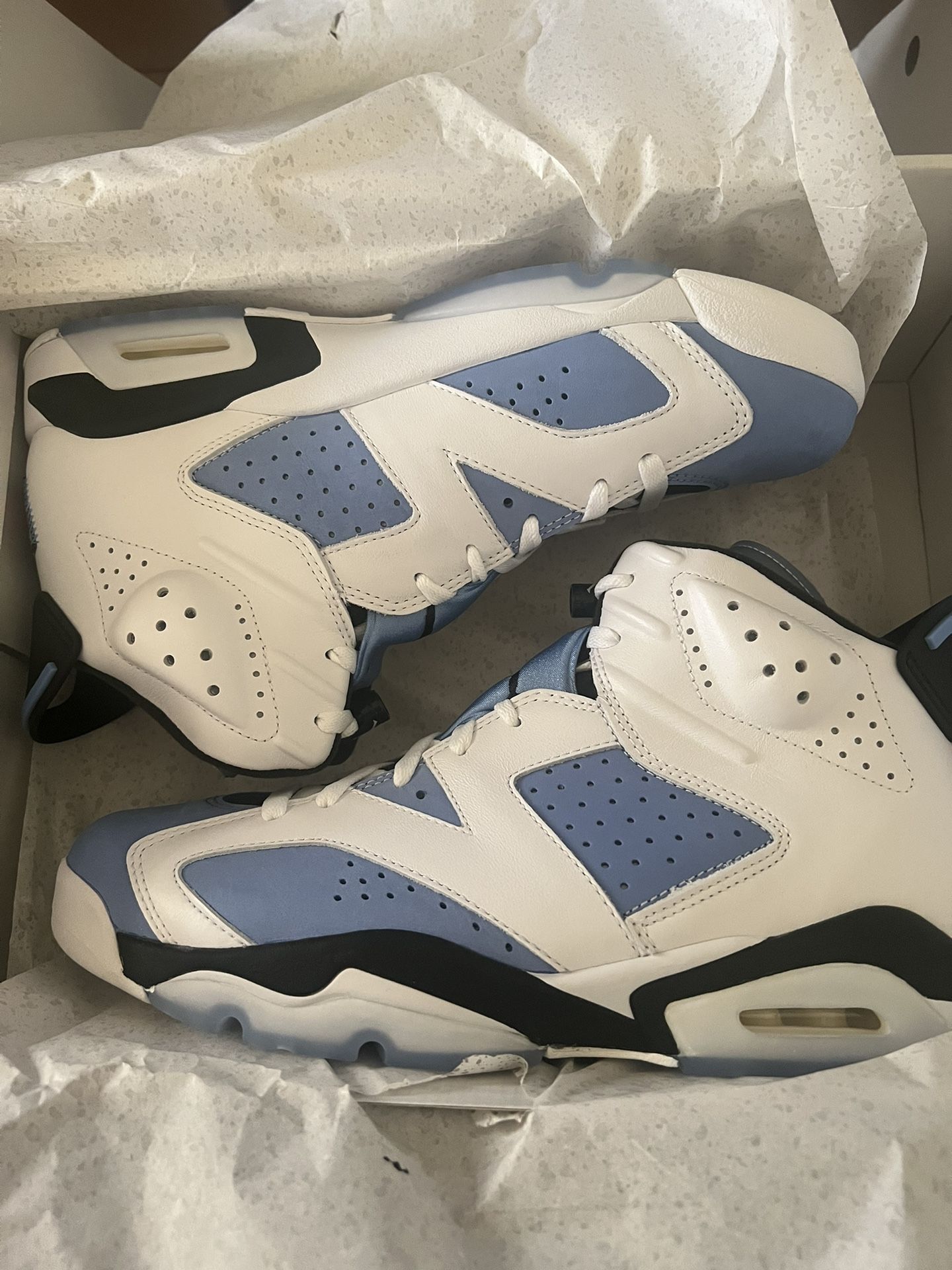 Jordan 6 UNC Size 11.5