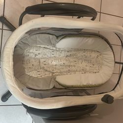 Graco Glider Bassinet