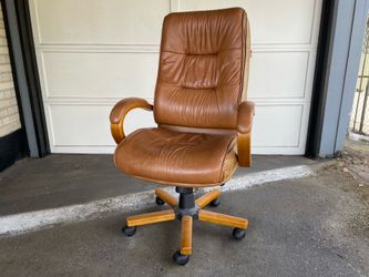 Vintage Lane Leather Executive Office Chair